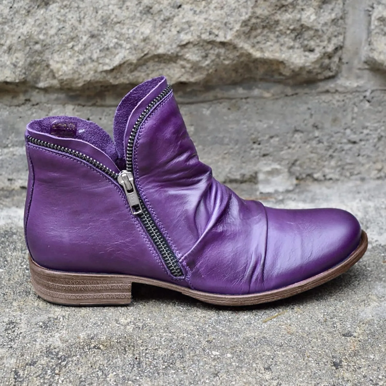 Cathalem Ankle Boots for Women Low Heel Short Shoes Retro Casual Zipper Boots Side Zip-up Vintage Leather Damping Shoes