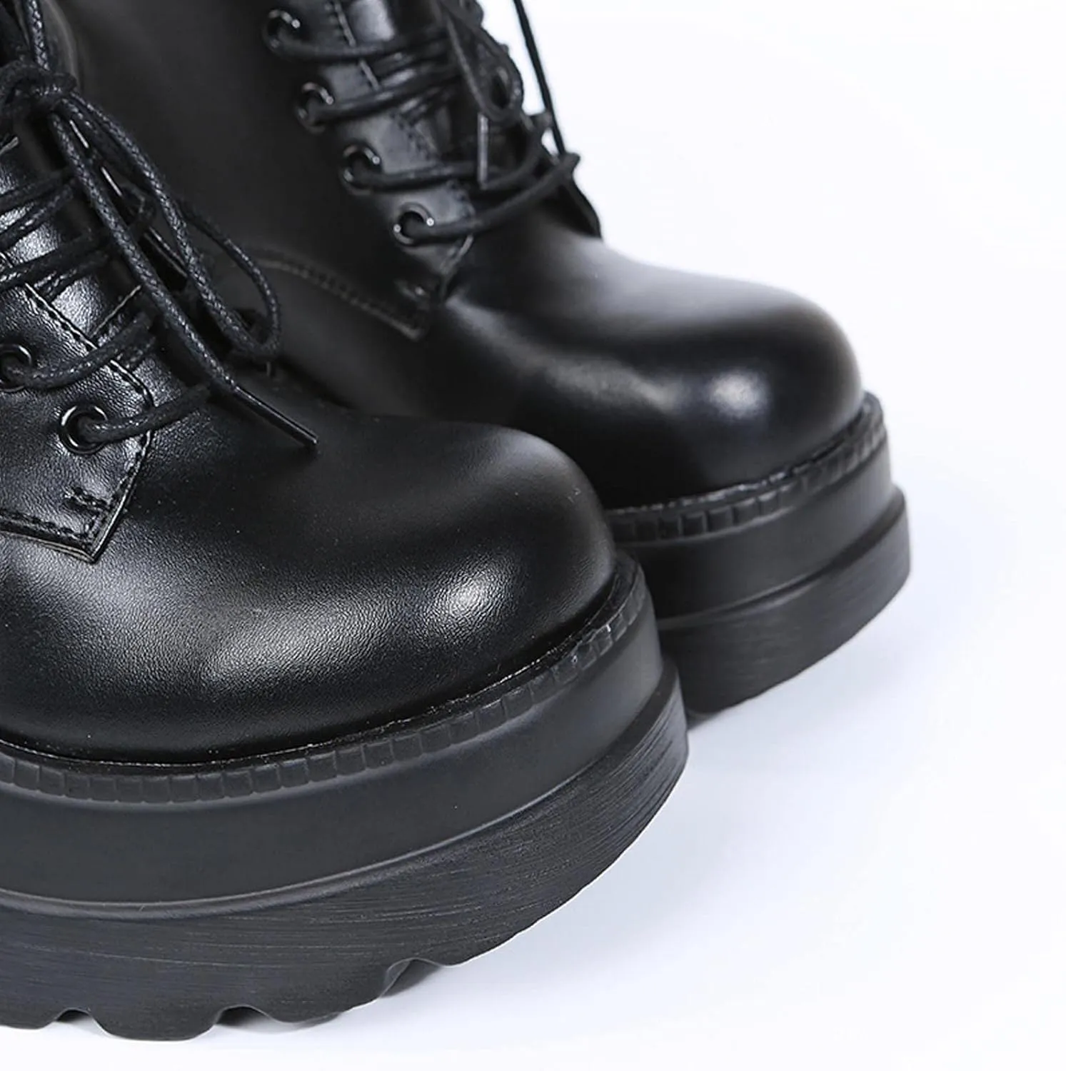 GUNIYIFS Womens Platform Boots Goth Combat Boots Punk Leather Gothic Boots for Women Mid Calf Ankle Booties Chunky Shoes
