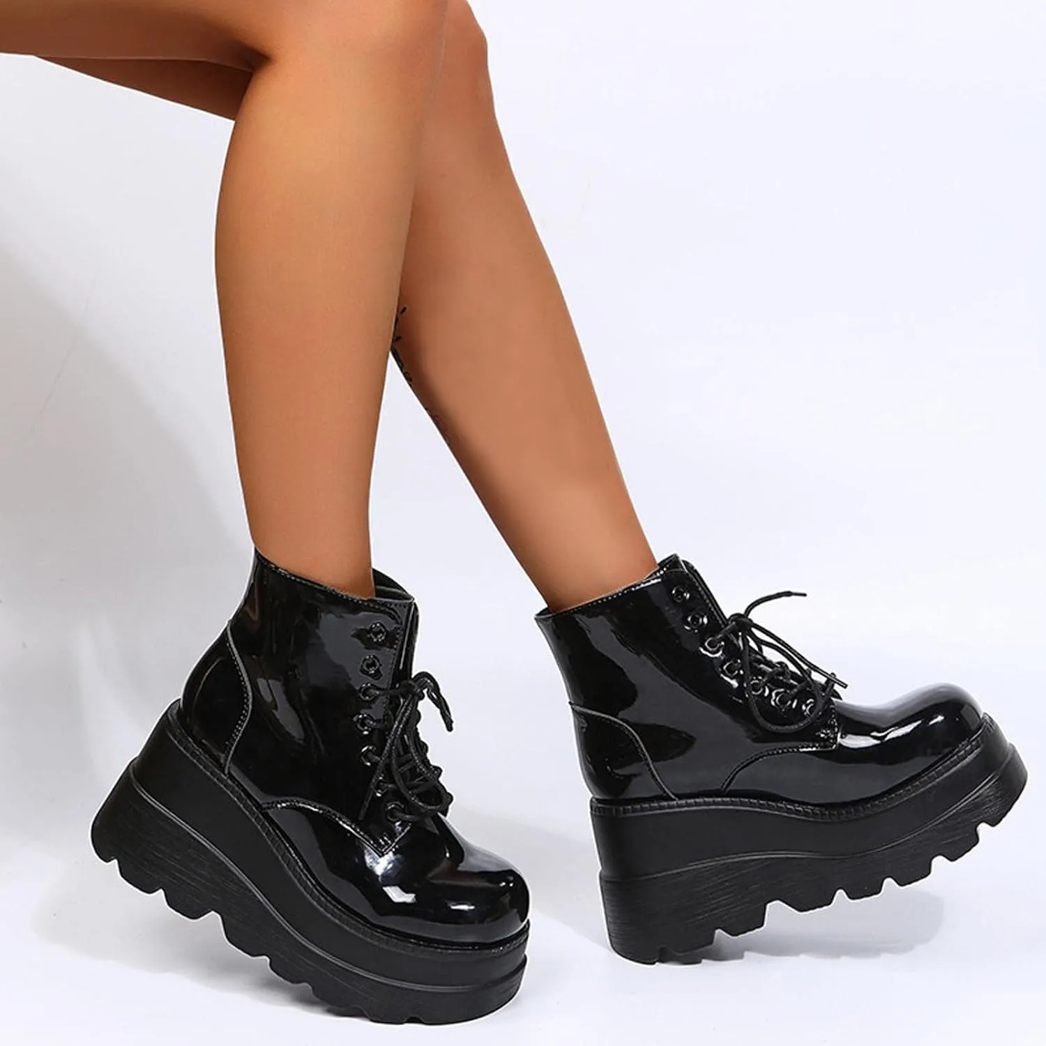 GUNIYIFS Womens Platform Boots Goth Combat Boots Punk Leather Gothic Boots for Women Mid Calf Ankle Booties Chunky Shoes