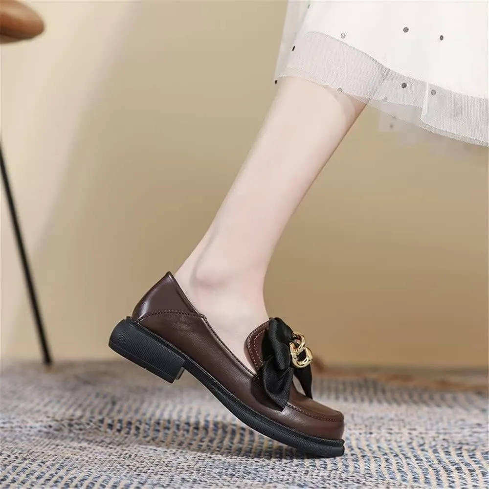 INEELUYI Women's Loafers Comfortable Chunky Heel Platform Driving Flats Casual Slip On Loafer Shoes