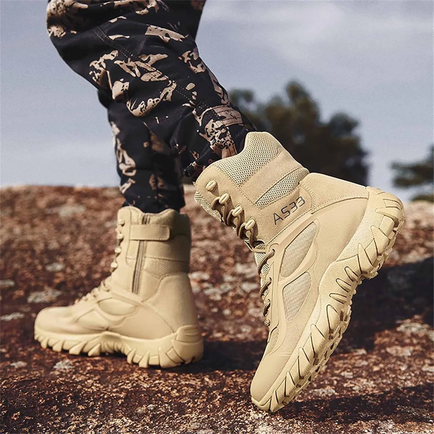 Lightweight Combat Boots, Men's Tactical Army Boots with Sports Socks Water Proof Tactical Military Outdoor Mens Boot Men's Military Tactical Boots
