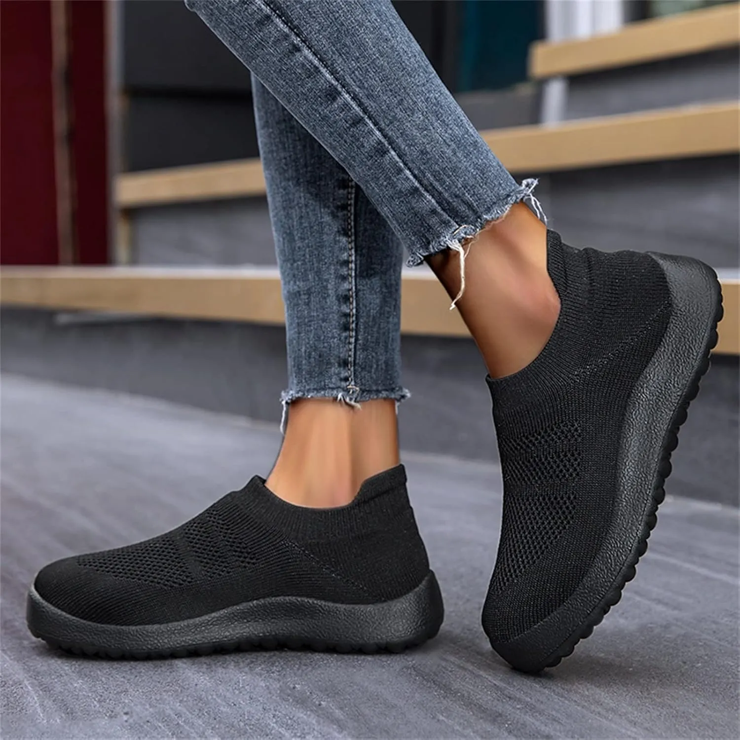 Low-Top Slip Ons Women's Fashion Sneakers Casual Tennis Shoes Womens Slip On Black Casual Shoes Black Sneakers Brown Tennis Shoe Loafers Casual Slip On