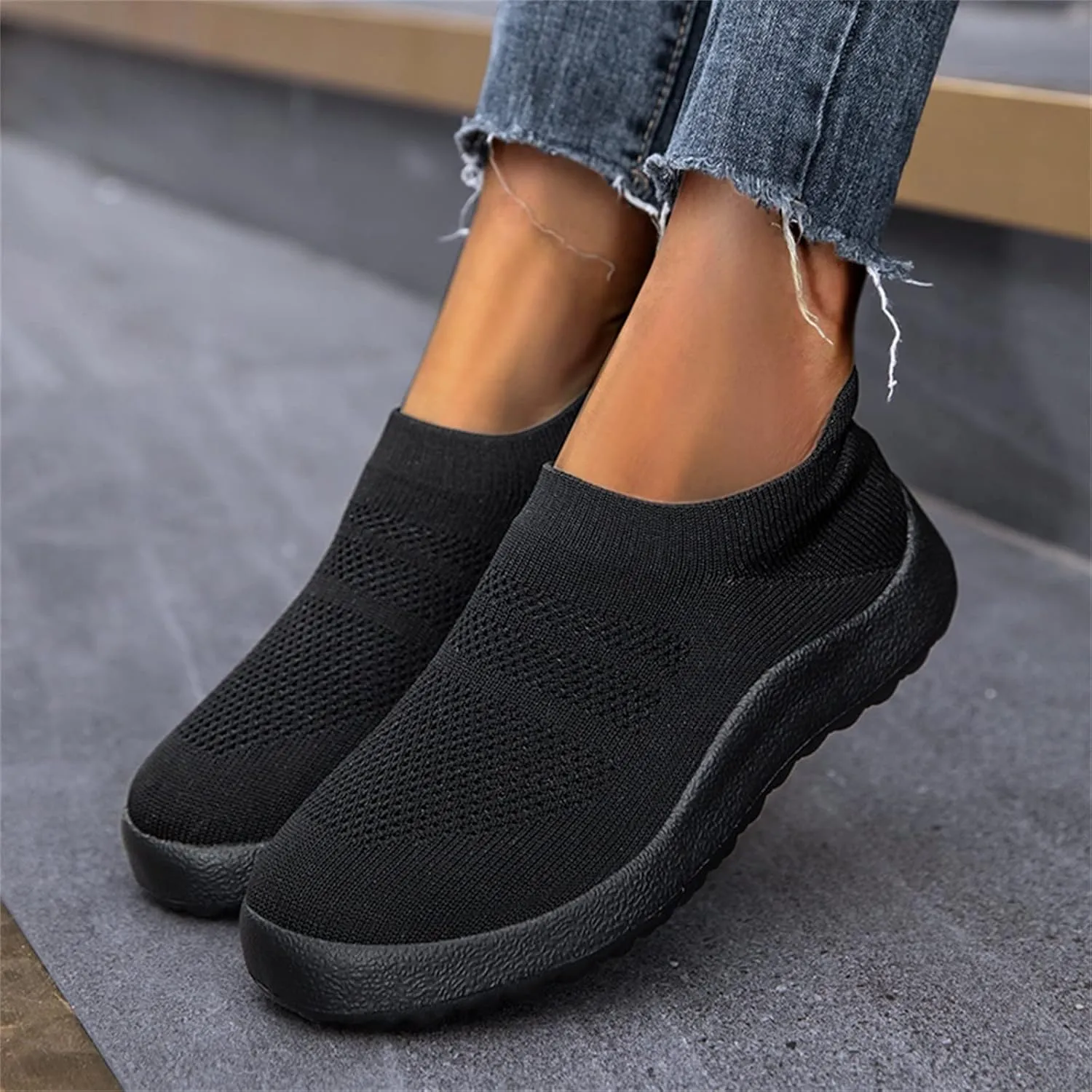 Low-Top Slip Ons Women's Fashion Sneakers Casual Tennis Shoes Womens Slip On Black Casual Shoes Black Sneakers Brown Tennis Shoe Loafers Casual Slip On