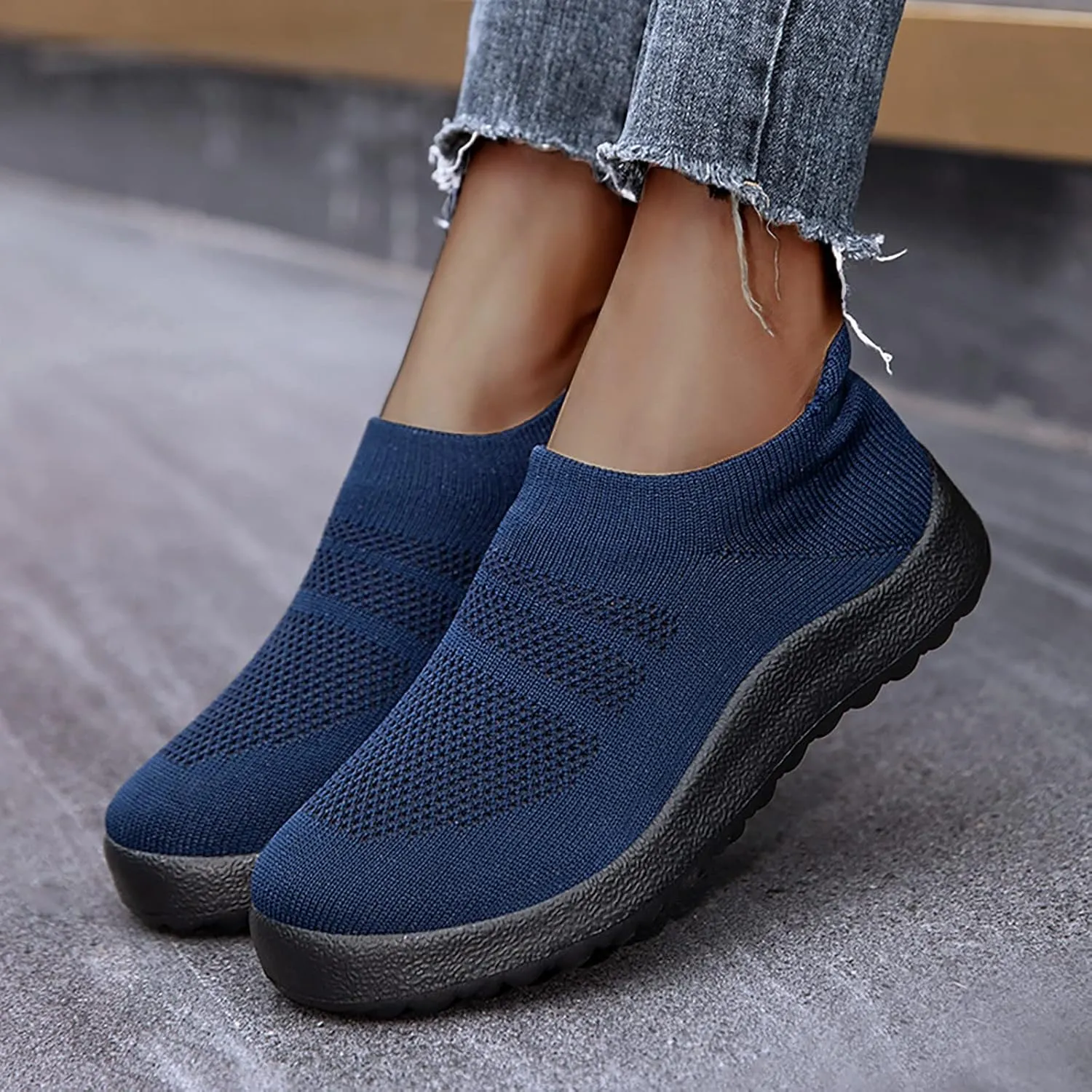 Low-Top Slip Ons Women's Fashion Sneakers Casual Tennis Shoes Womens Slip On Black Casual Shoes Black Sneakers Brown Tennis Shoe Loafers Casual Slip On