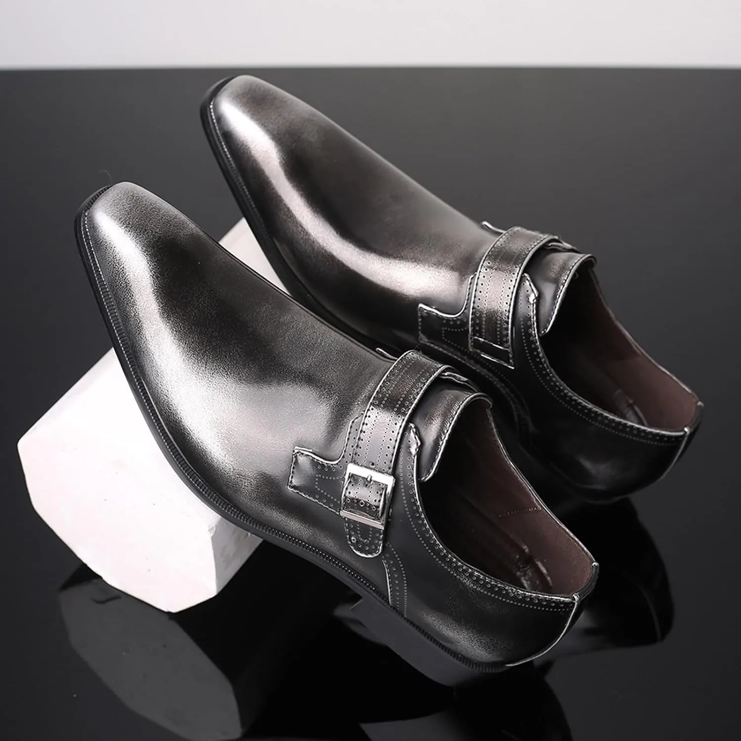 Mens Single Buckle Monk Strap Mens Casual Monk Shoes Arch Support Business Formal Shoe Patent Leather Dress Shoe Pointed Toe Dressy Footwear Man Slip on Formal Footwear for Work Office