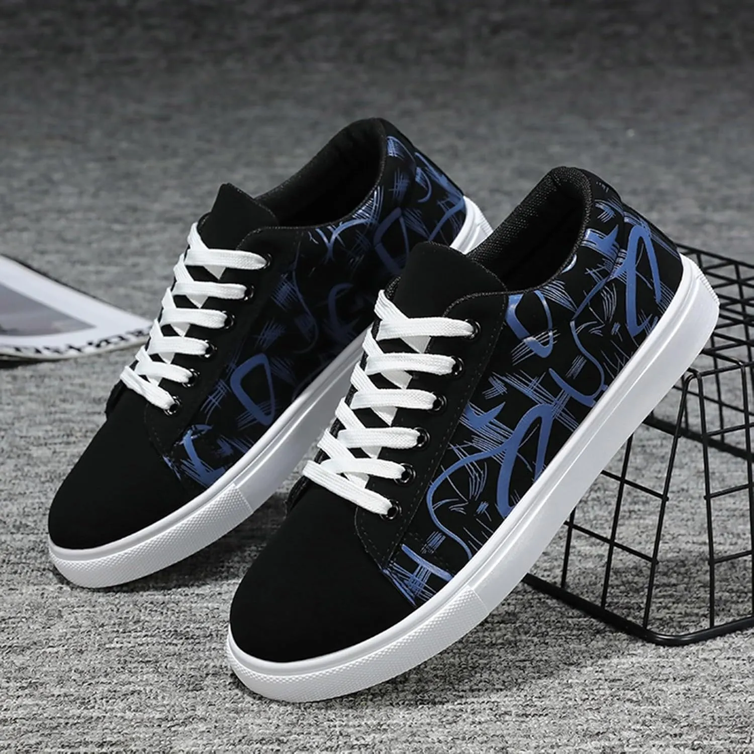 Mens Slip On Men Shoe Flat Low Top Casual Cloth Shoes Fashionable Outdoor Canvas Casual Shoes