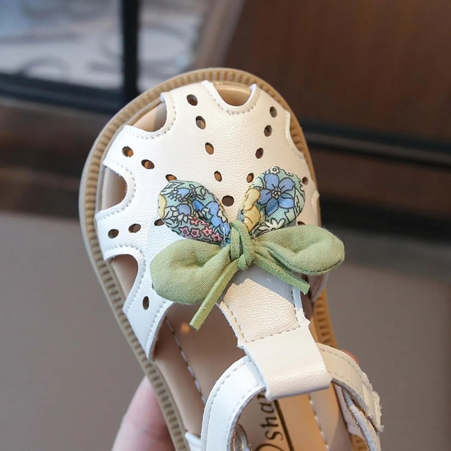 New Comfortable Sandals for Girls in Summer with Soft Sole and Durable Properties Girls Sandlas Toddler Girl Sandals