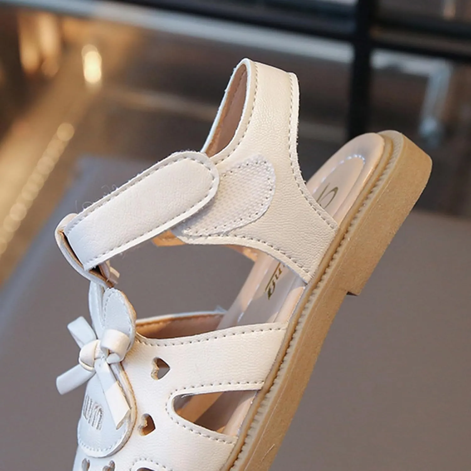 New Comfortable Sandals for Girls in Summer with Soft Sole and Durable Properties White Girl Sandals Girls Sandles