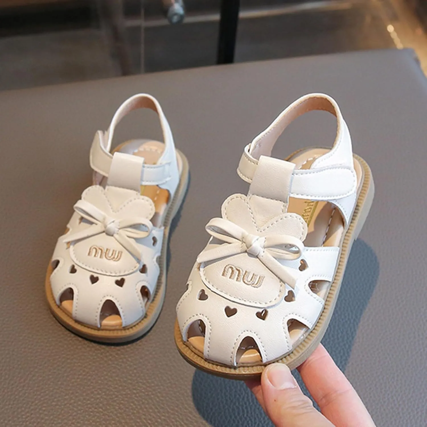 New Comfortable Sandals for Girls in Summer with Soft Sole and Durable Properties White Girl Sandals Girls Sandles