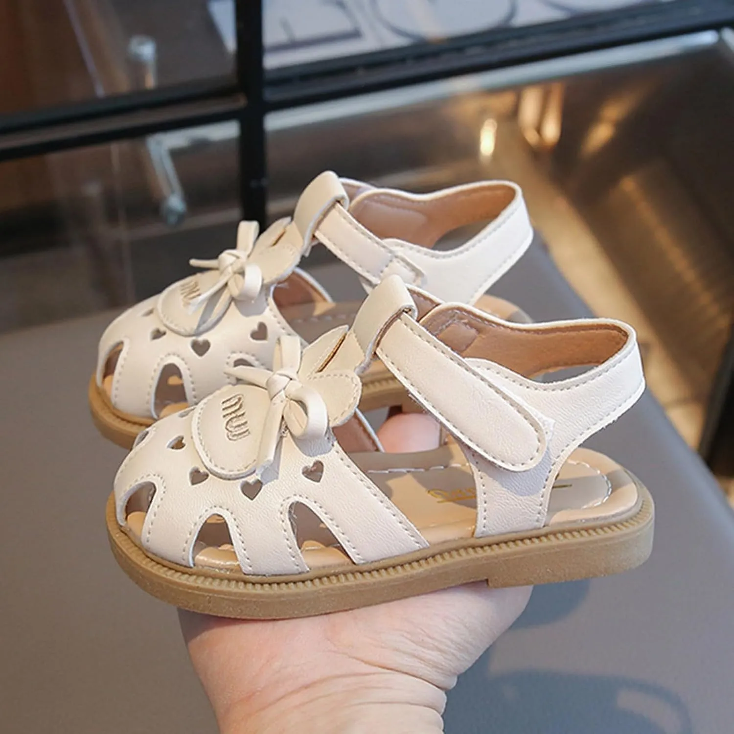 New Comfortable Sandals for Girls in Summer with Soft Sole and Durable Properties White Girl Sandals Girls Sandles