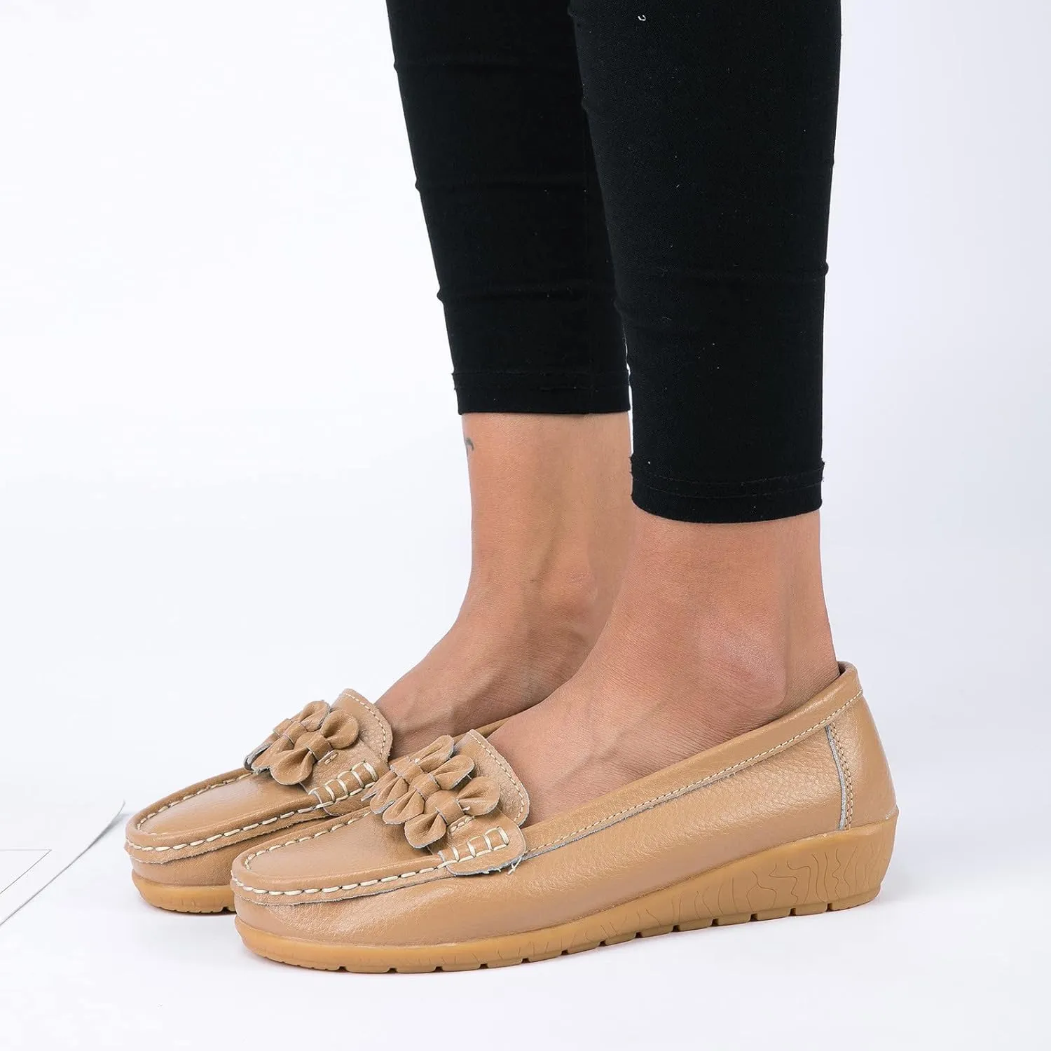 Orthopedic Loafers for Women 2025 Classic Comfort Leather Business Casual Shoes Lightweight Penny Loafer Slip On Work Flats Casual Stylish Dress Shoes