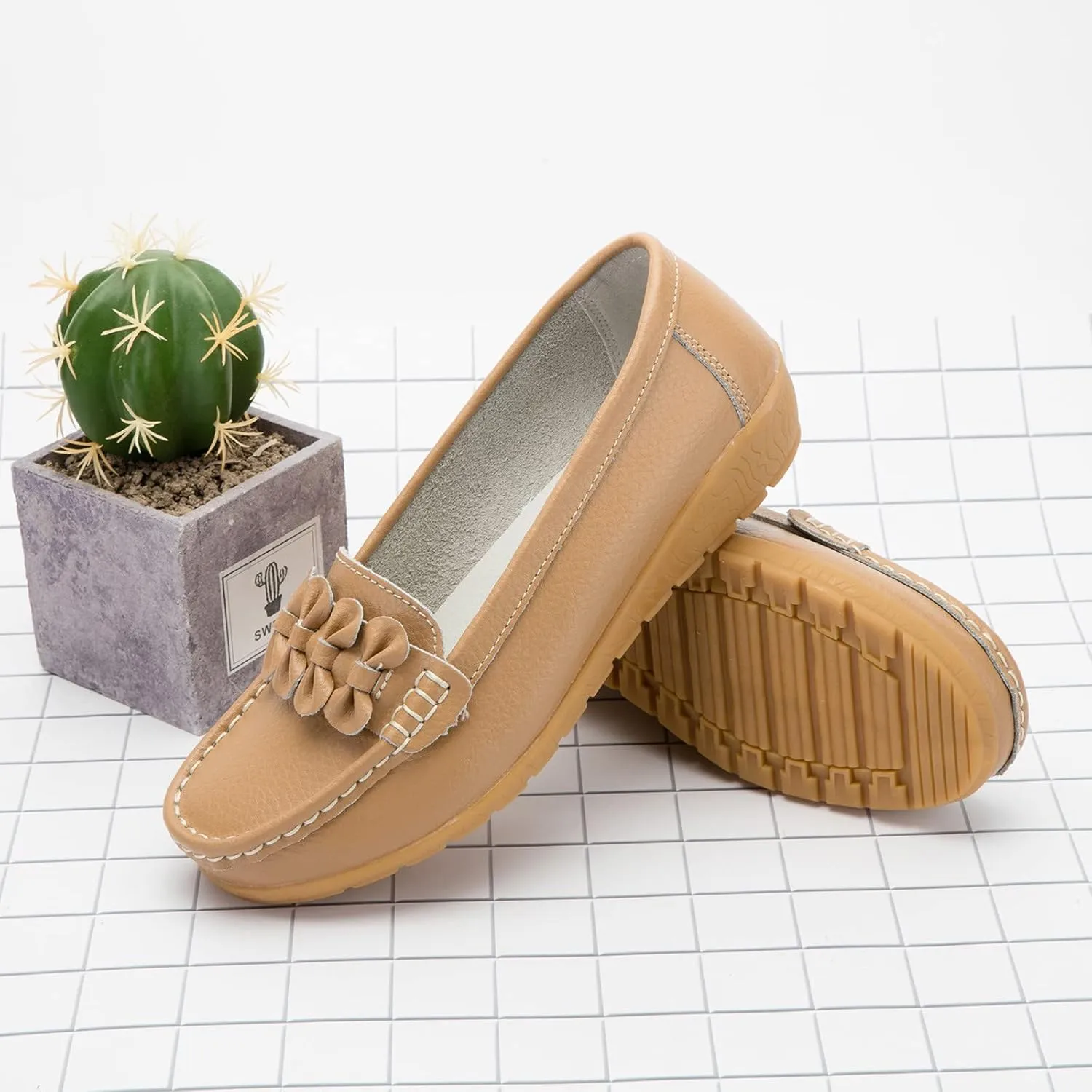 Orthopedic Loafers for Women 2025 Classic Comfort Leather Business Casual Shoes Lightweight Penny Loafer Slip On Work Flats Casual Stylish Dress Shoes