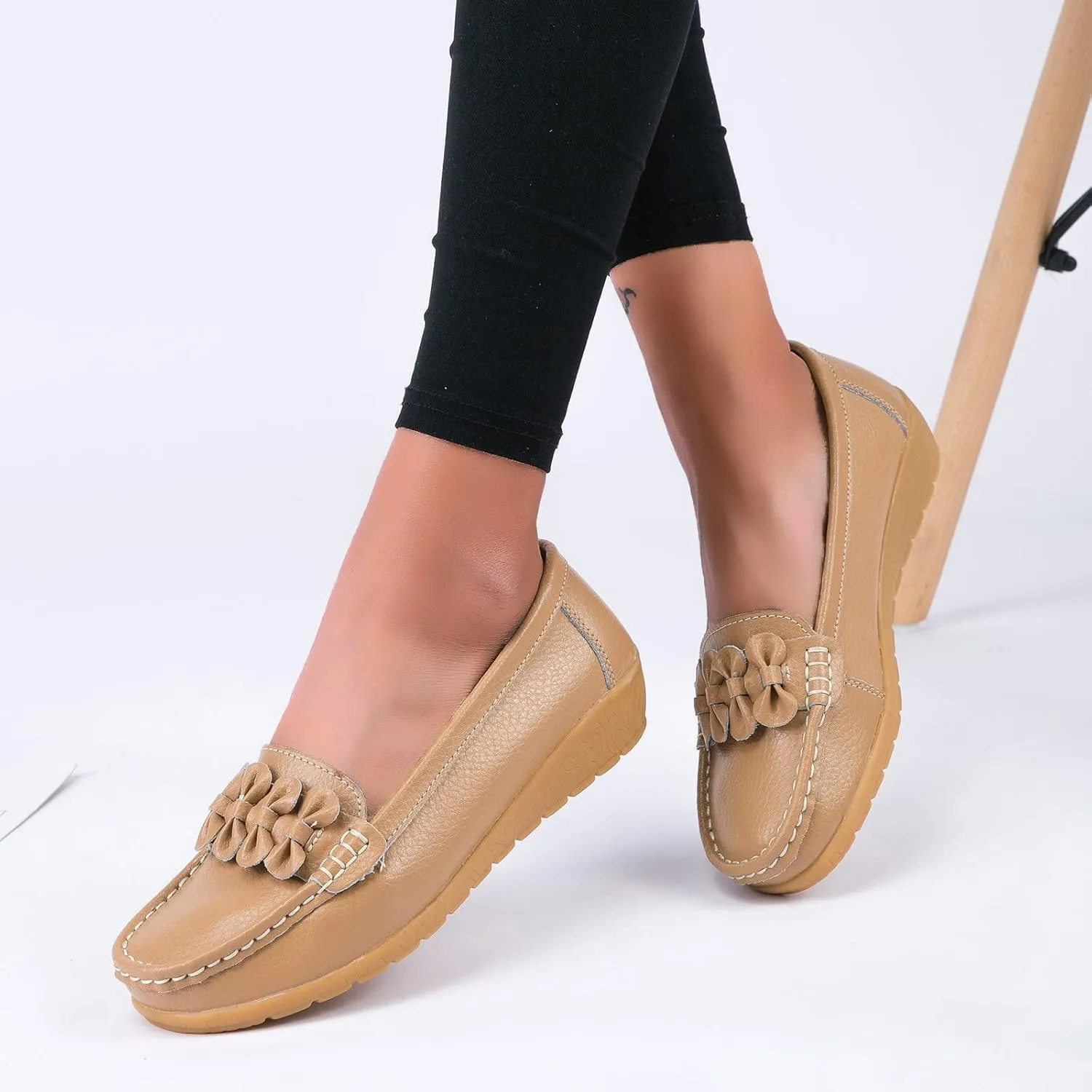 Orthopedic Loafers for Women 2025 Classic Comfort Leather Business Casual Shoes Lightweight Penny Loafer Slip On Work Flats Casual Stylish Dress Shoes