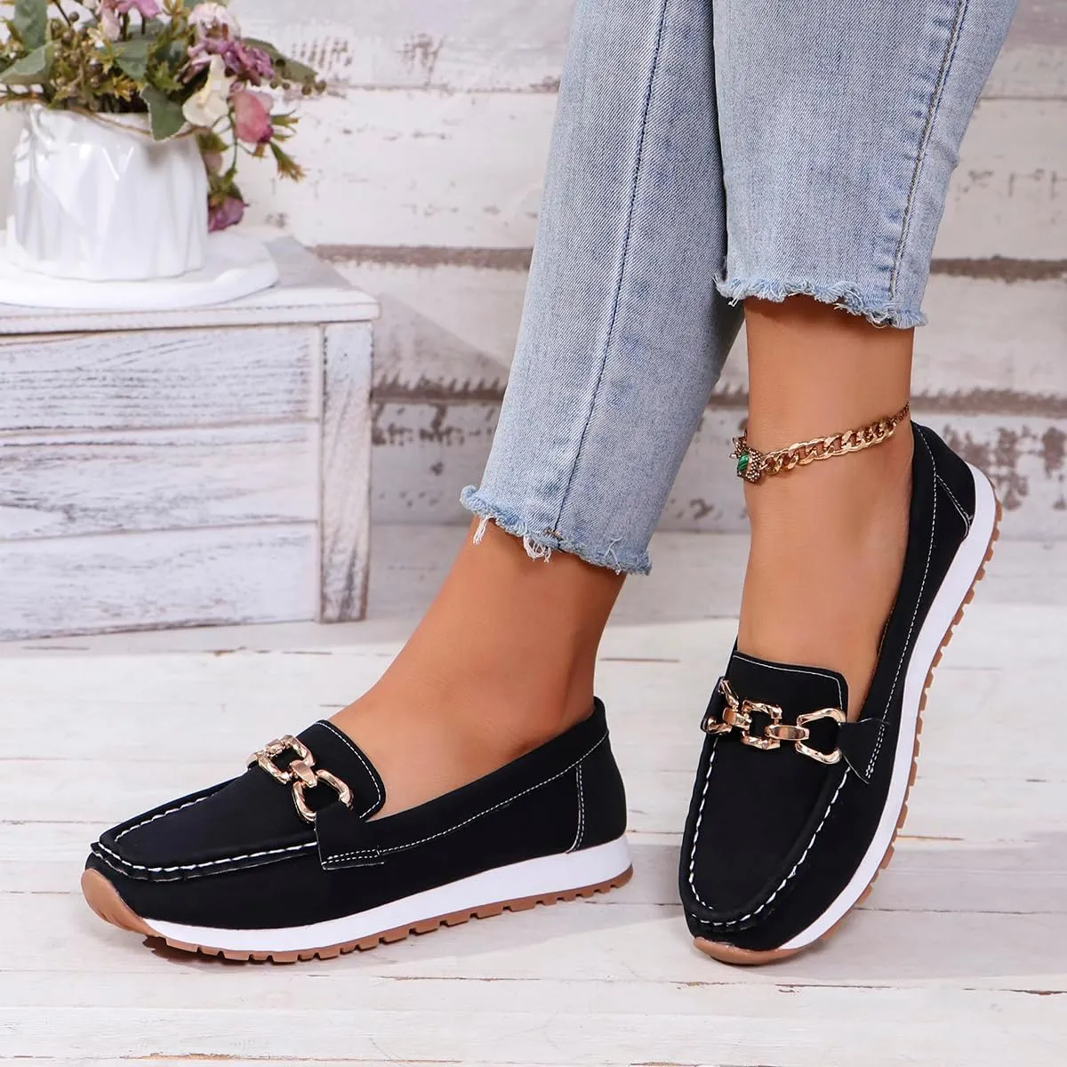 Orthopedic Platform Loafers Women with Chain, Round Retro Toe Comfortable Slip On Work Loafers