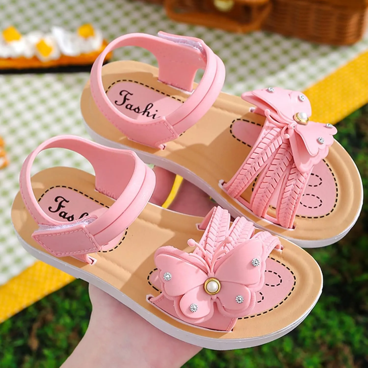Sandals for Girls Summer Soft Sole Non Slip Comfortable Fashion Princess Shoes Bow Sandals Girls Beach Shoes