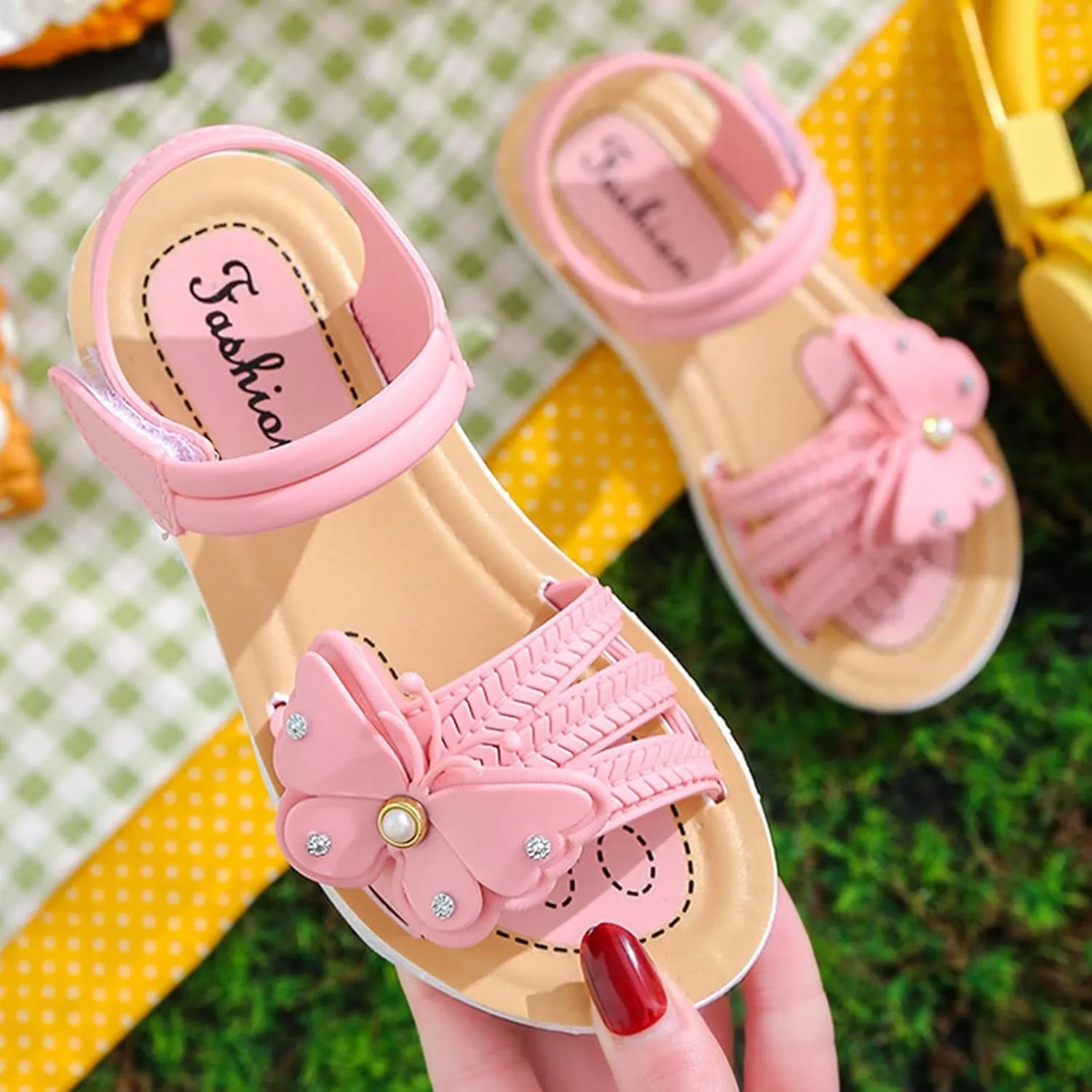 Sandals for Girls Summer Soft Sole Non Slip Comfortable Fashion Princess Shoes Bow Sandals Girls Beach Shoes