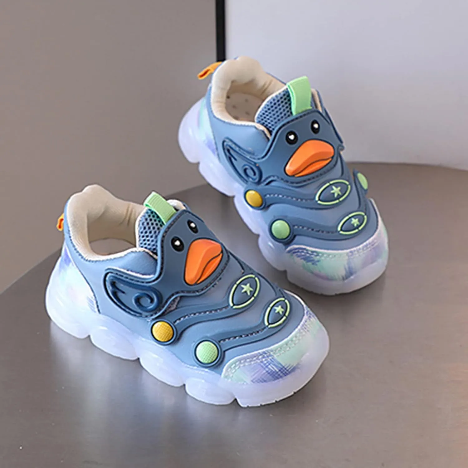 Toddler Baby Girls Light Up Sneakers Rubber Soft Bottom Slip On Sports Shoes Cartoon Duck Pattern Fashion Shoes