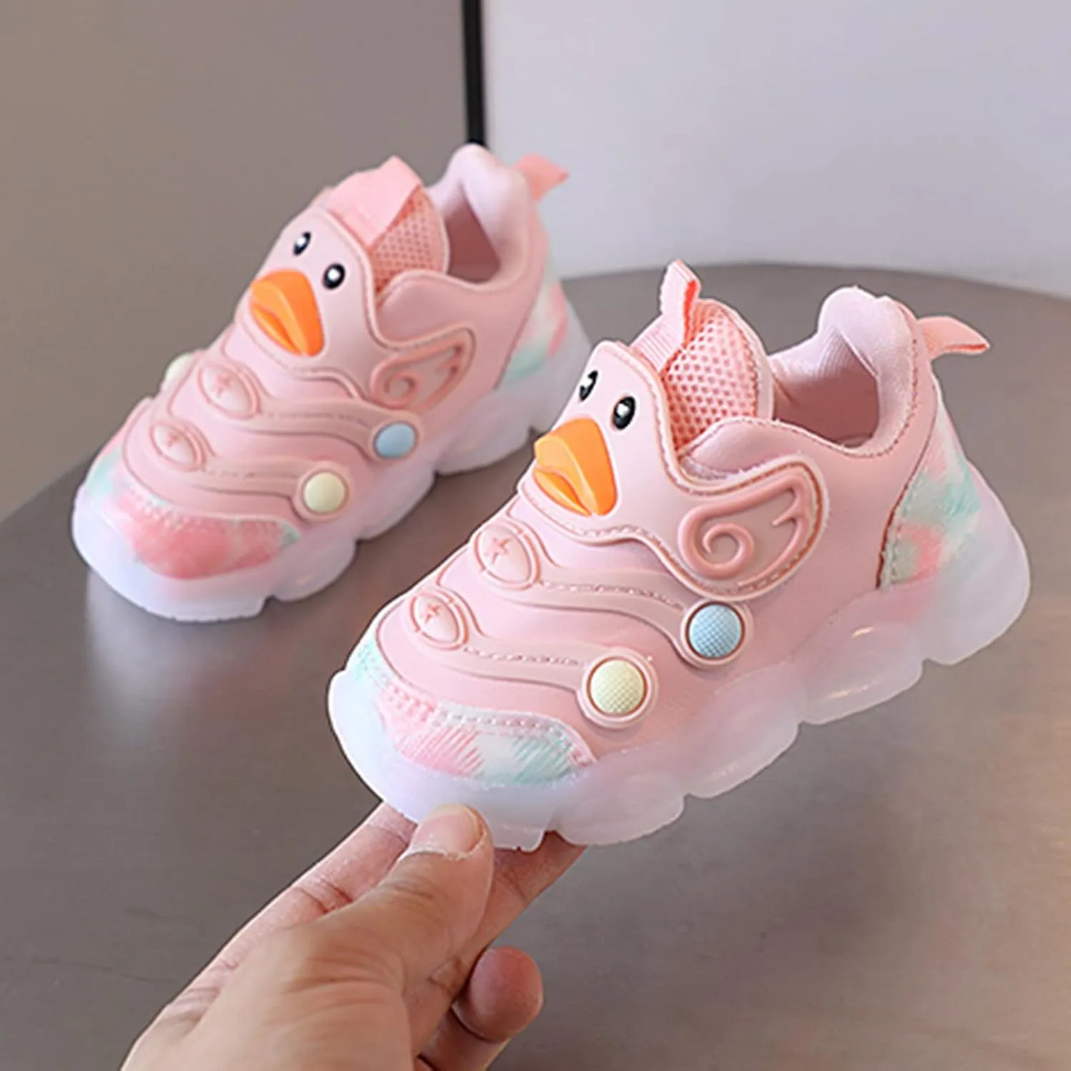 Toddler Baby Girls Light Up Sneakers Rubber Soft Bottom Slip On Sports Shoes Cartoon Duck Pattern Fashion Shoes