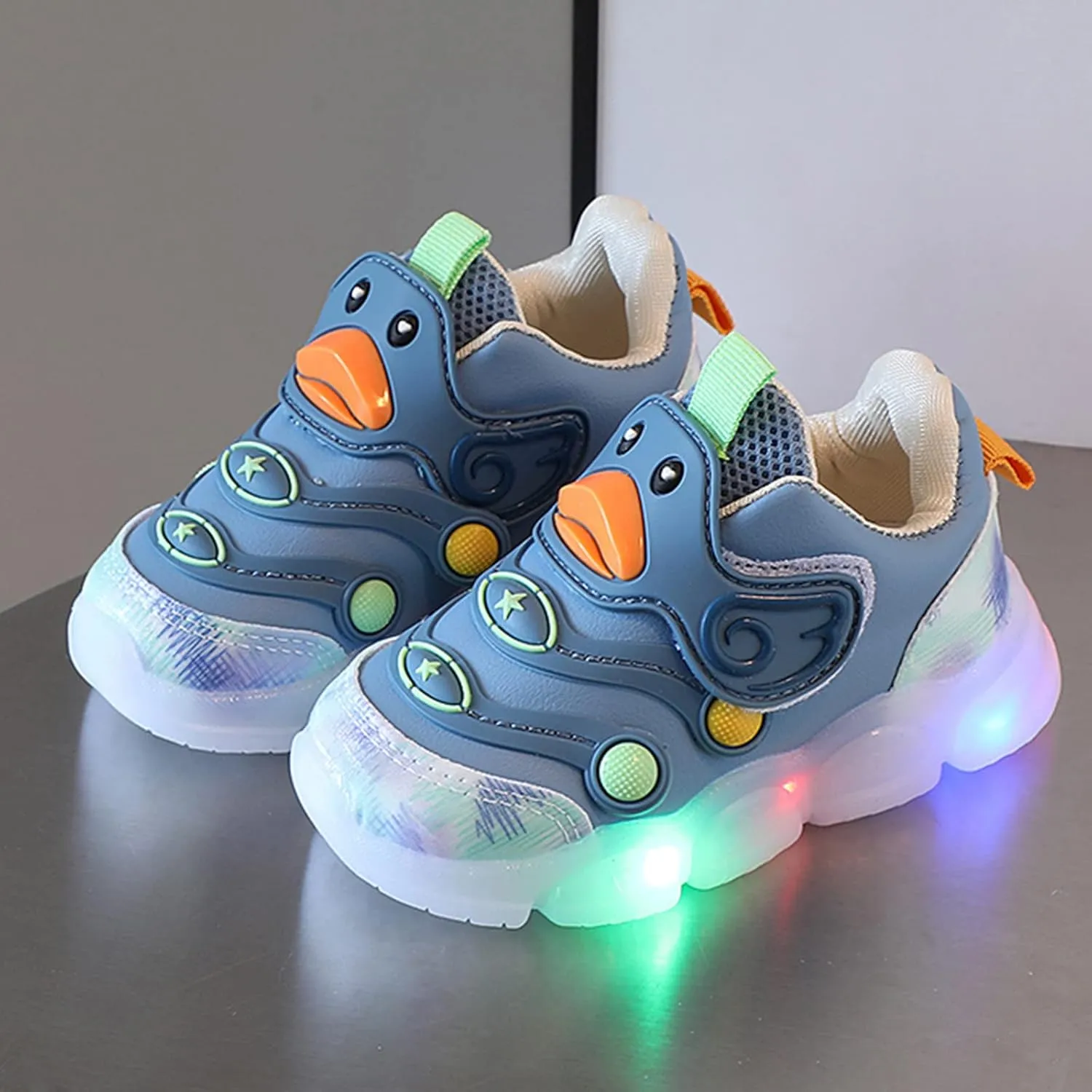 Toddler Baby Girls Light Up Sneakers Rubber Soft Bottom Slip On Sports Shoes Cartoon Duck Pattern Fashion Shoes