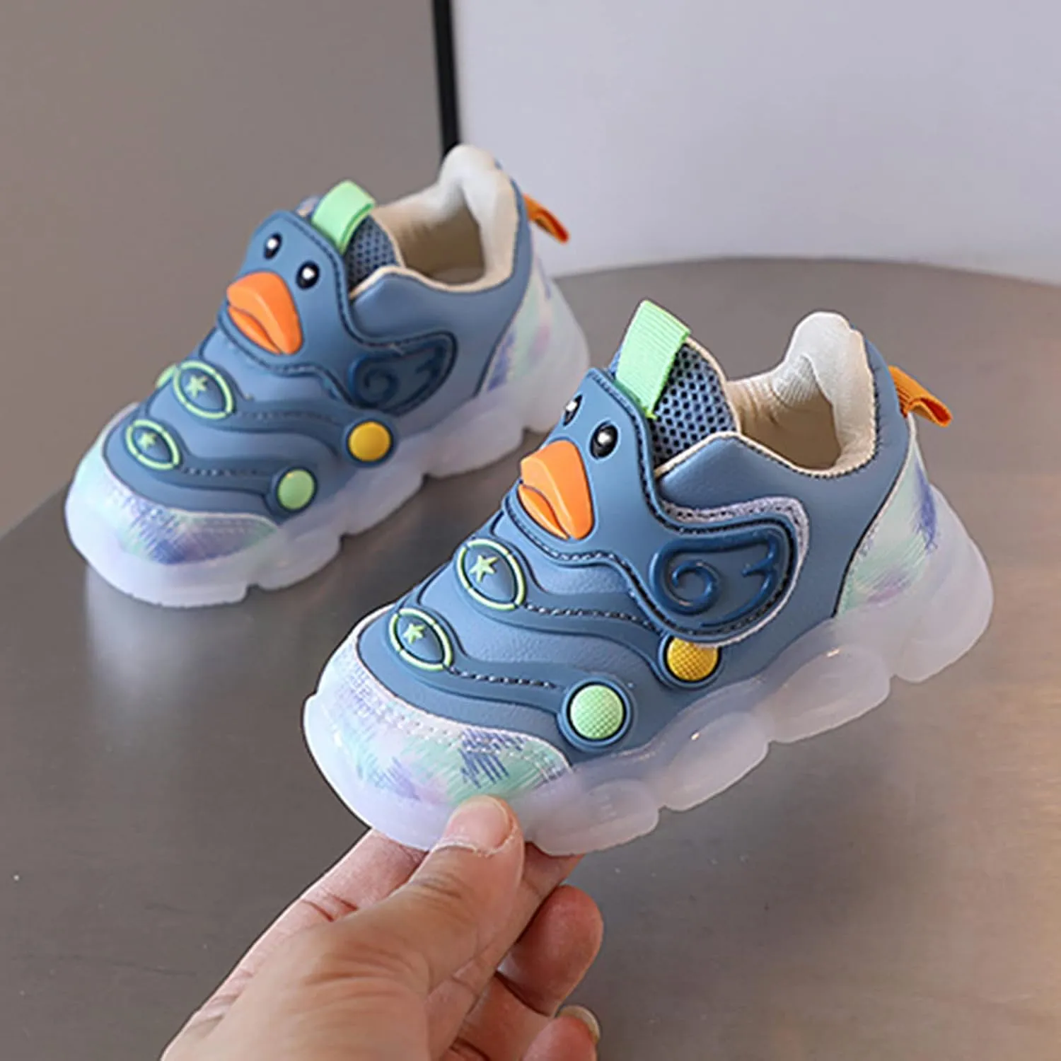 Toddler Baby Girls Light Up Sneakers Rubber Soft Bottom Slip On Sports Shoes Cartoon Duck Pattern Fashion Shoes