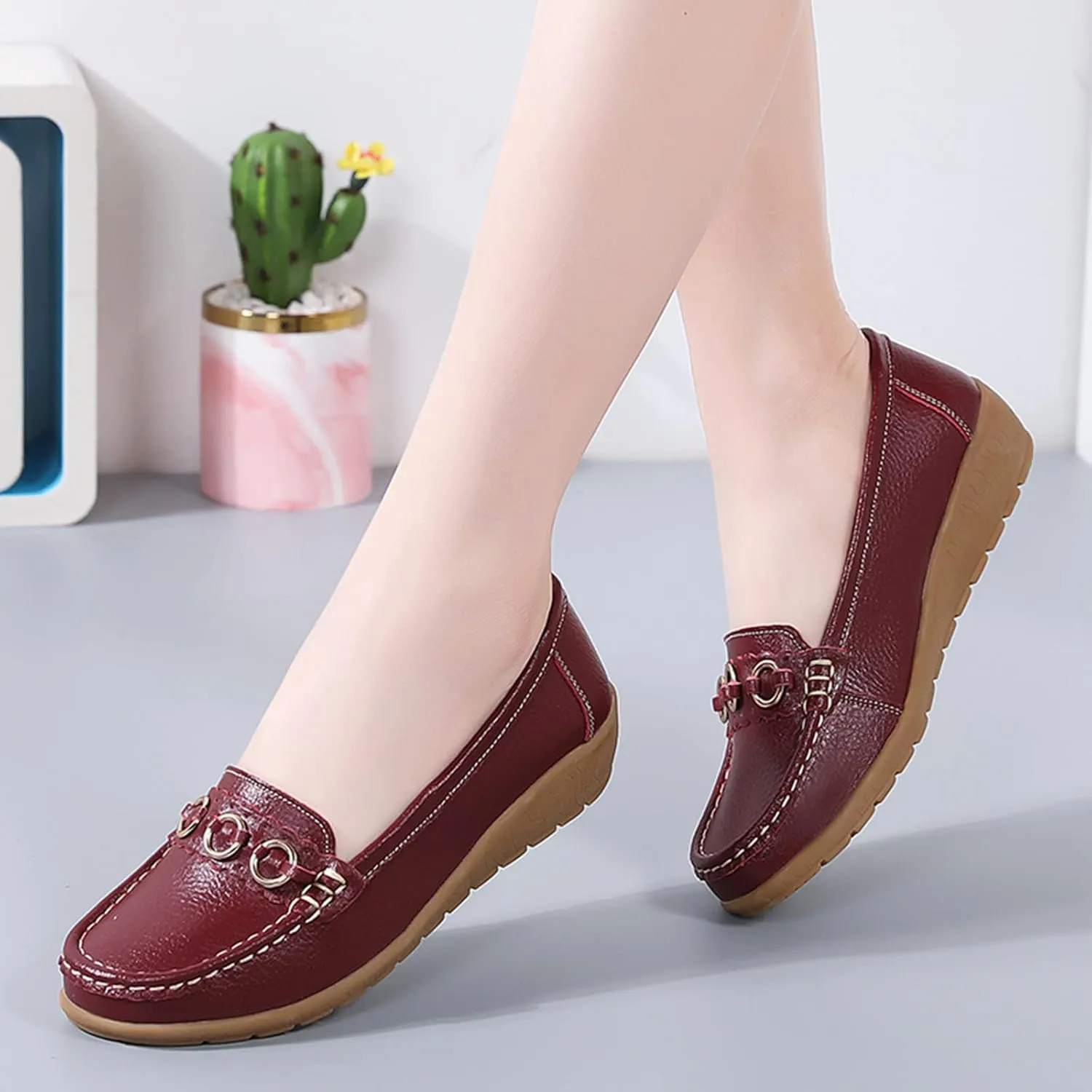 Women's Flats Shoes Casual Slip On Shoes Lightweight Penny Loafers Comfort Wide Loafers with Arch Support