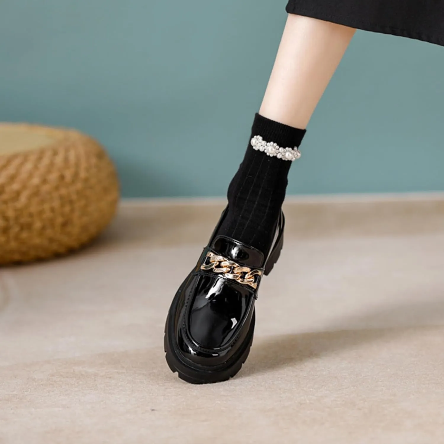 Women's Spring/Autumn Slip-On Loafers with Soft Soles, Thick Bottom, Metal Buckle, Retro Style, and Small Leather Shoes